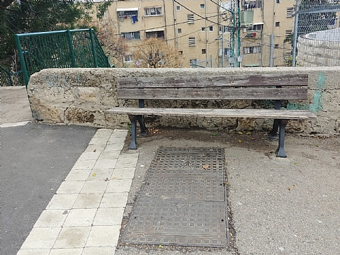 מפגע בטיחותי ברחוב הגיבורים בחיפה